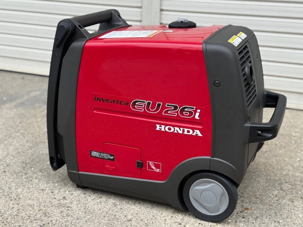 HONDA発電機EU26iを斜めから撮影