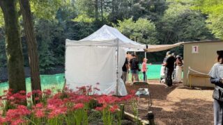 巾着田公園に設置してキャラバンのワンタッチテント