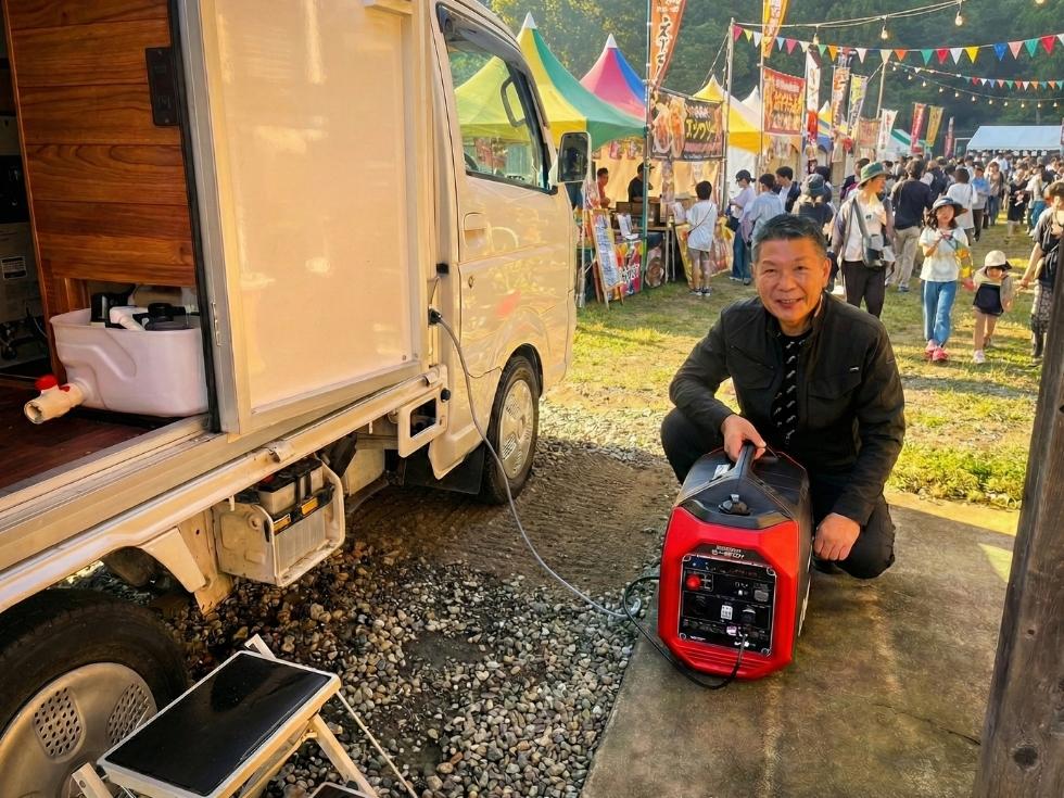 イベント会場のキッチンカーに発電機を設置