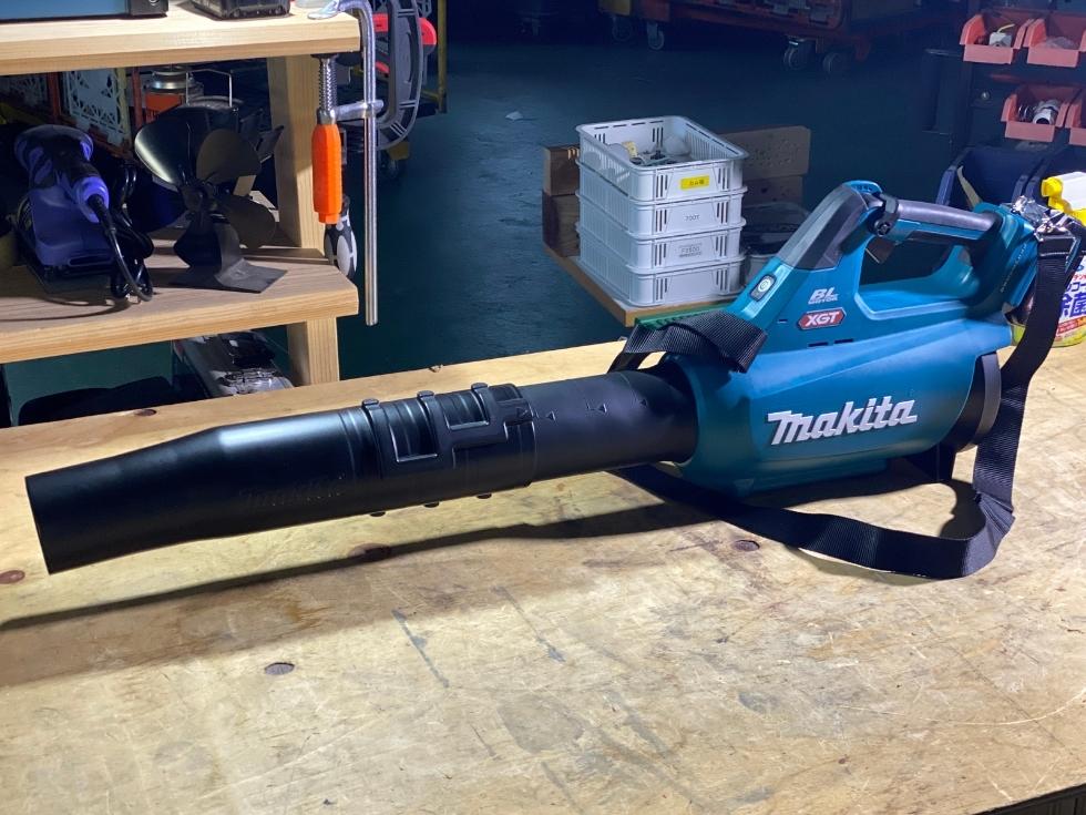 マキタブロワ MUB001GRDX 側面