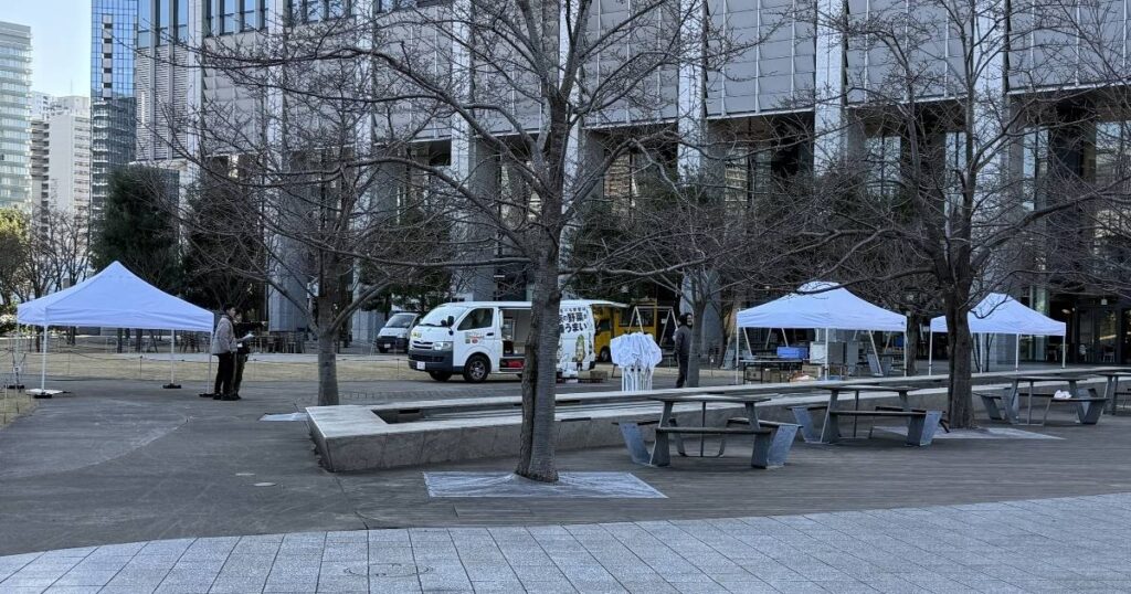 ビル風をモロに受けそうな環境。経験上嫌な予感がする。