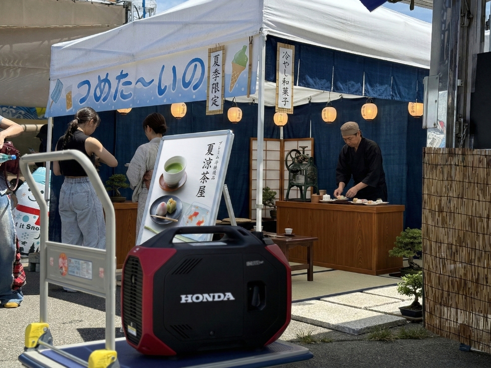 発電機・イベント用ワンタッチテント設営風景