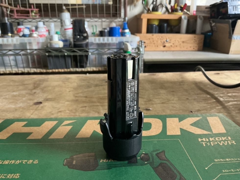 HiKOKI バッテリーBCL350Tを撮影