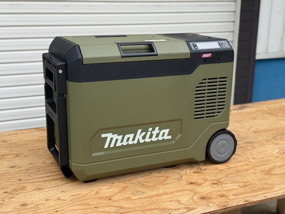 マキタ　ポータブル保冷温庫
CW006GZO