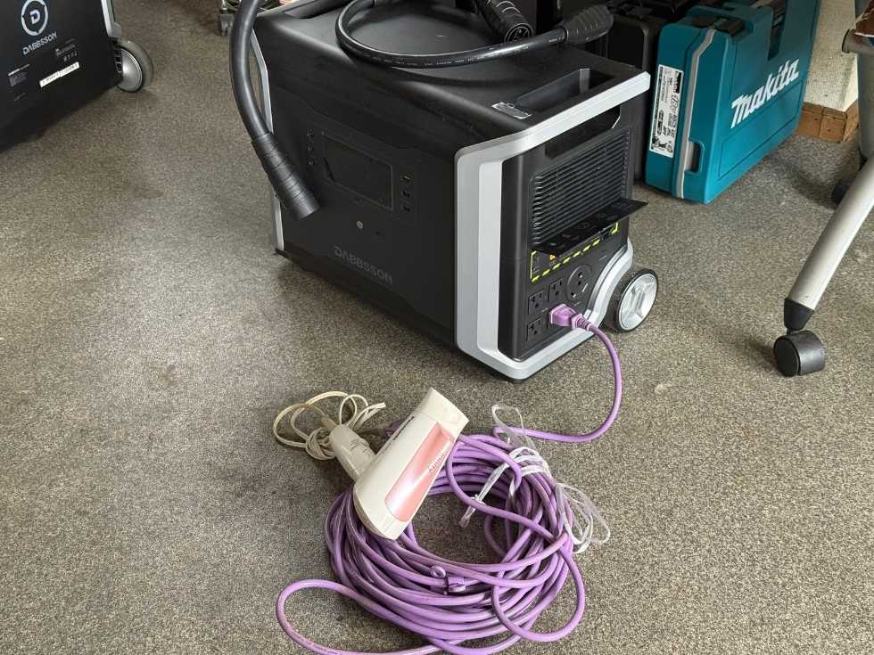 ポータブル電源のタコ足配線
